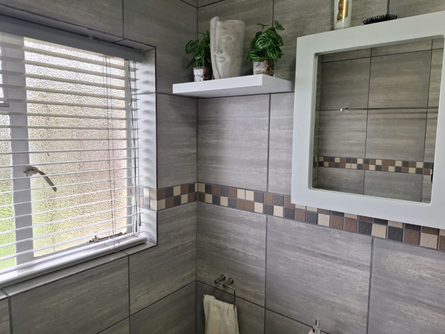 3 Bedroom Property for Sale in Porterville Western Cape